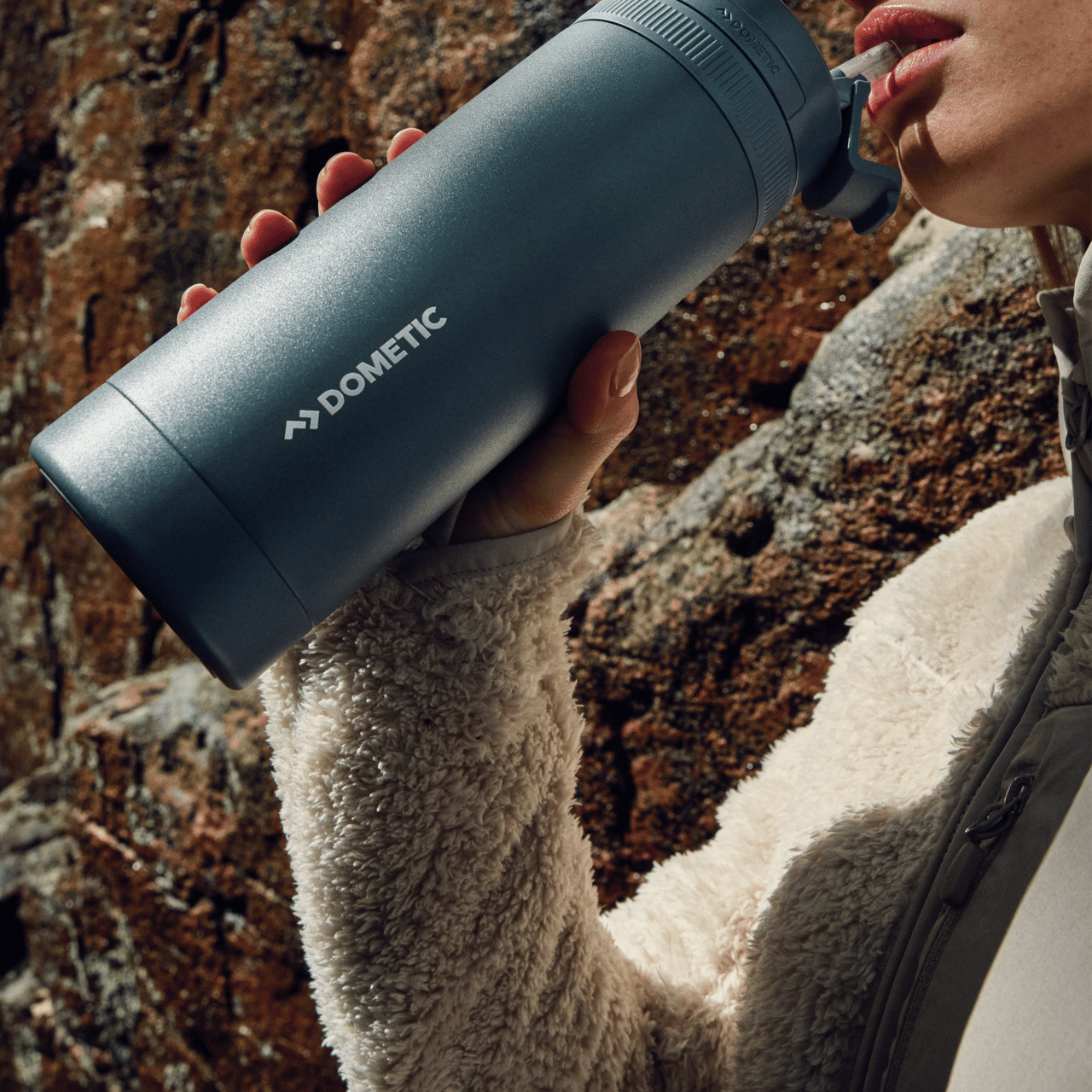 Słomka ułatwiająca picie