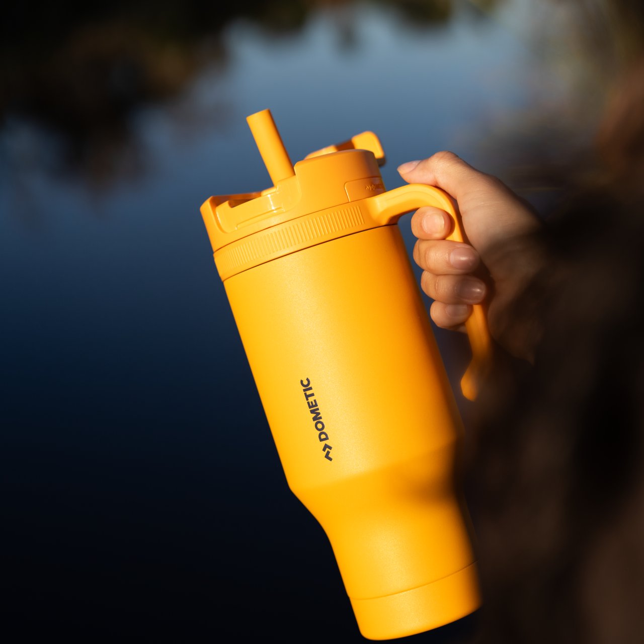 Soft leakproof straw