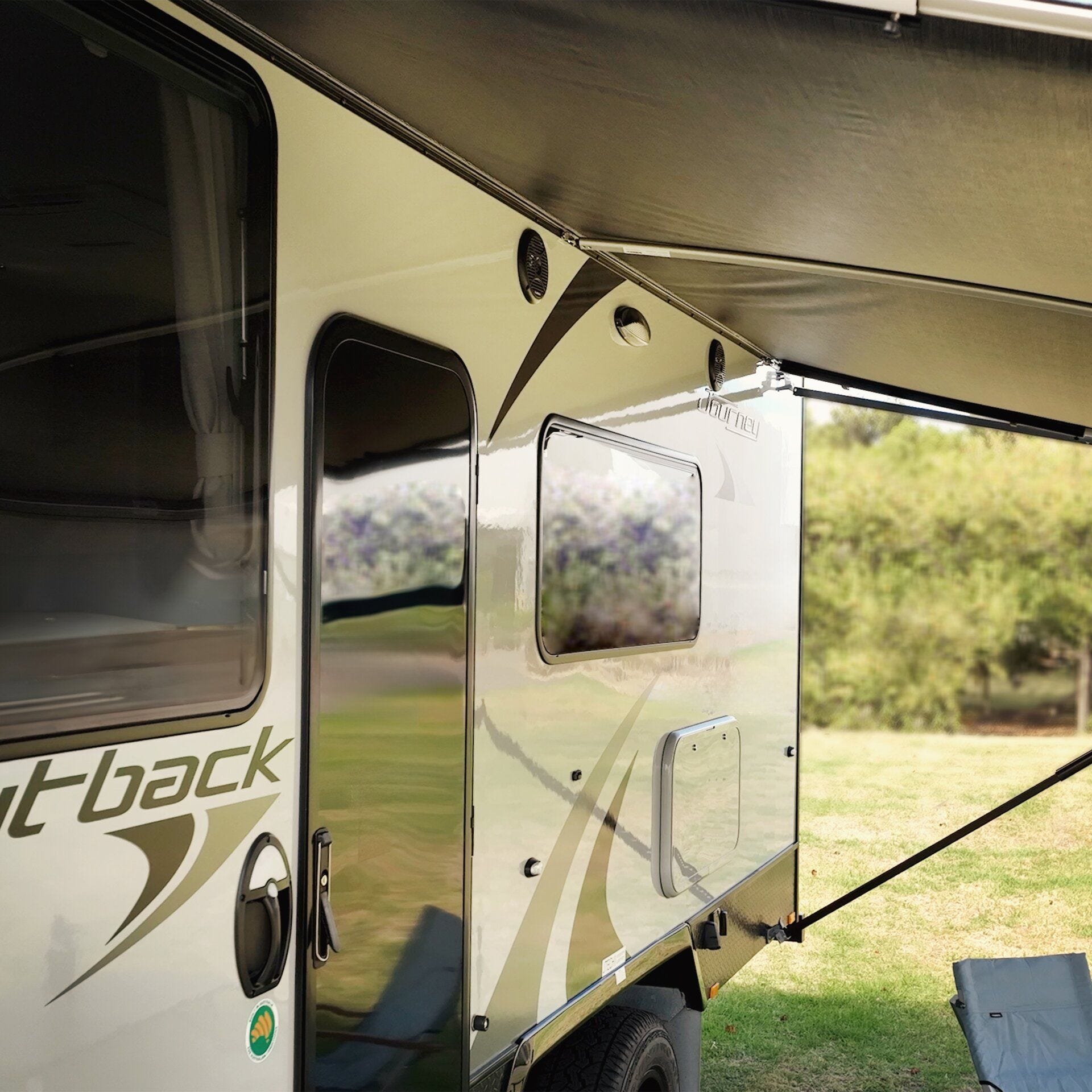 Dometic Curved Roof Rafter