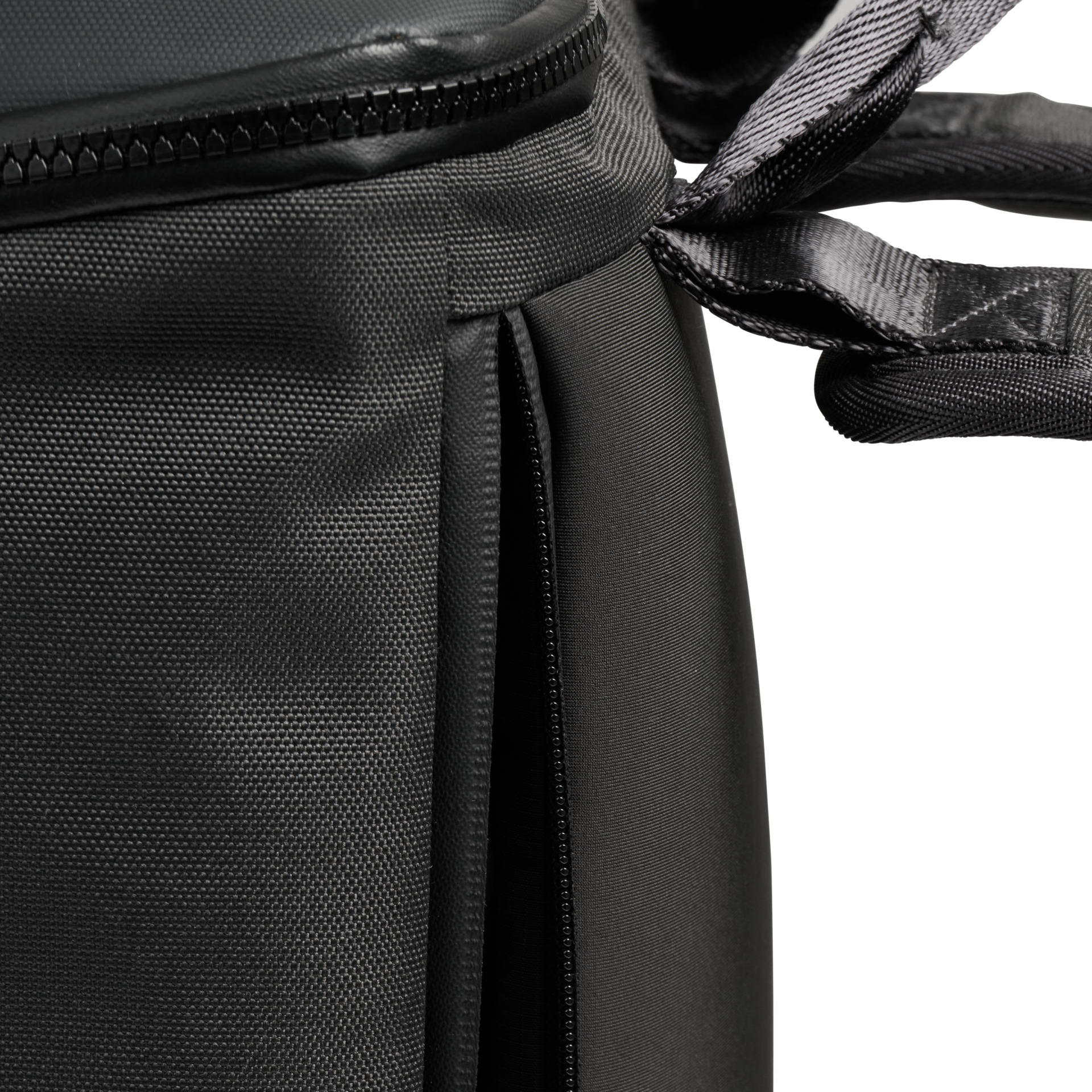 Dometic Unrestricted Backpack - Small