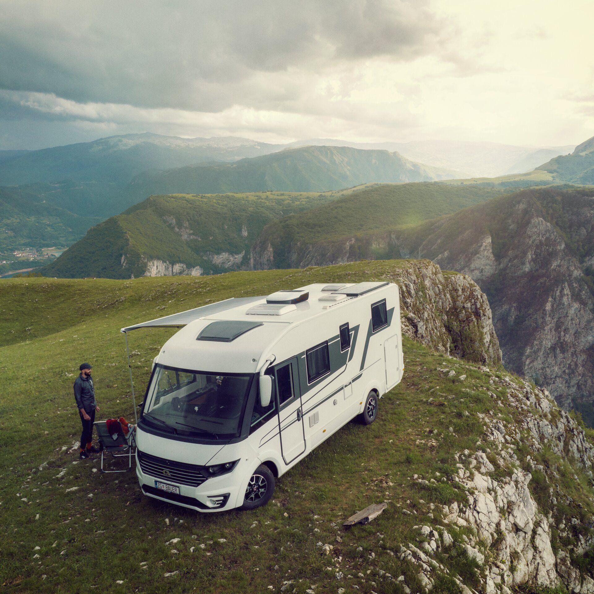 Dometic FreshJet FJX4 1500M