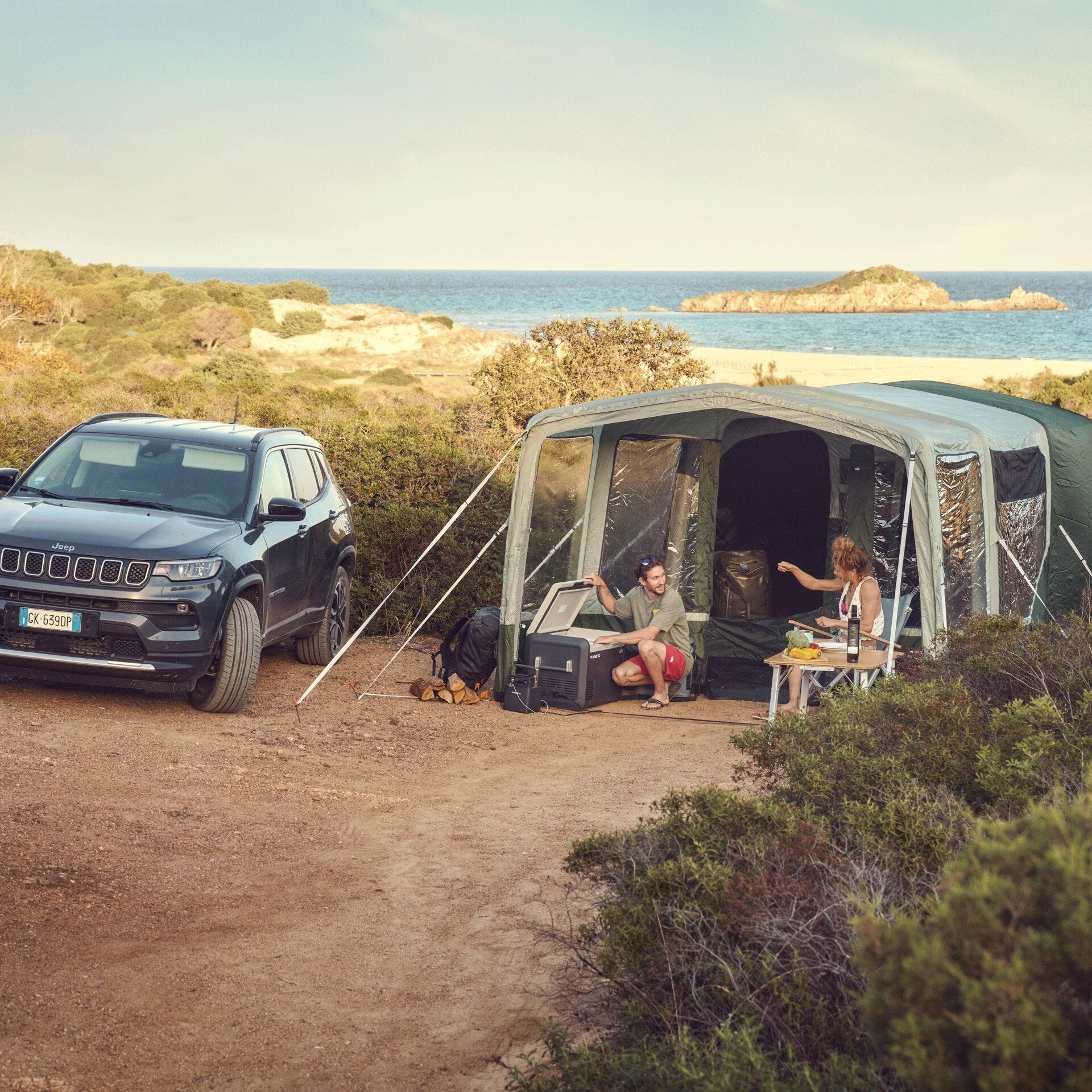 Dometic Rarotonga FTT 401