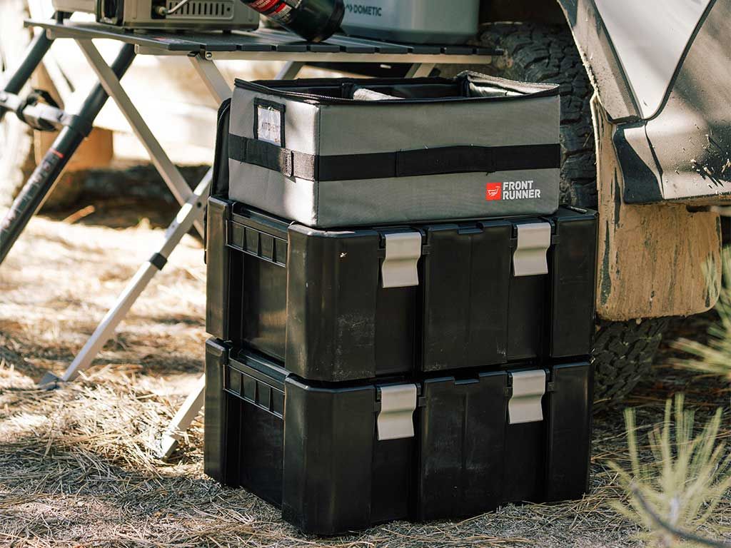 Front Runner Wolf Pack Pro & Stratchit Pack