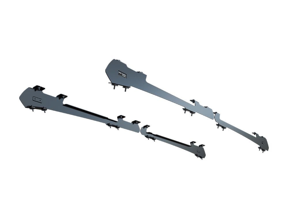 Front Runner Foot Rails pour Mercedes-Benz Classe V SWB (2014-jusqu'à présent)