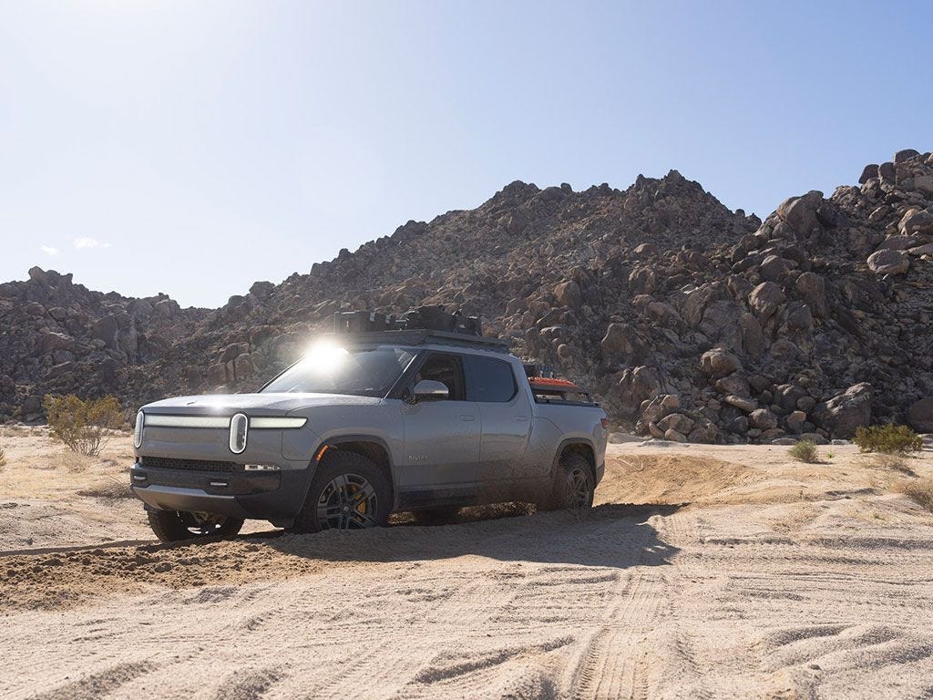 Front Runner Rivian R1T (2022-Current) Slimline II Roof Rack Kit