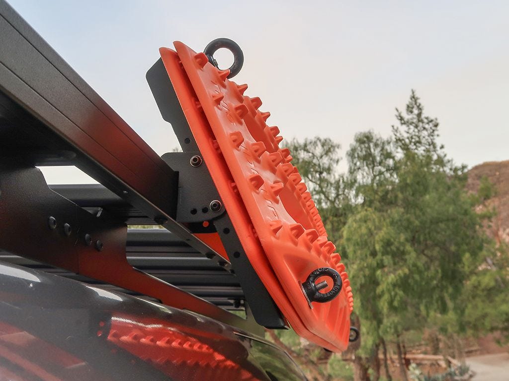 MaxTrax Adjustable Brackets - by Front Runner