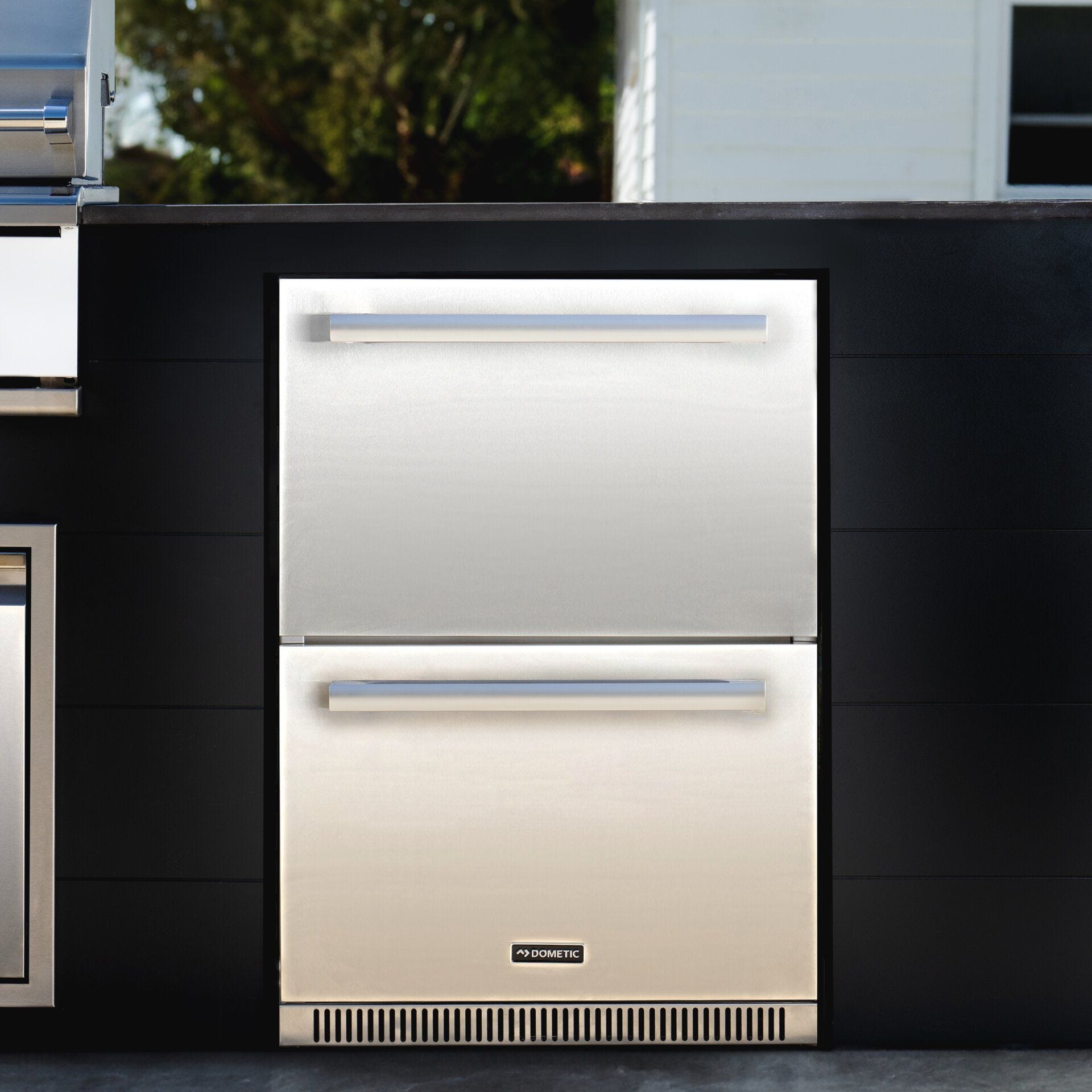 Dometic Refrigerator EA24D