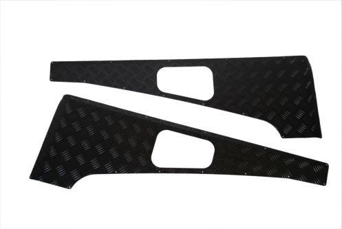 Front Runner Fender Protector - Black / Land Rover Defender 90 & 110