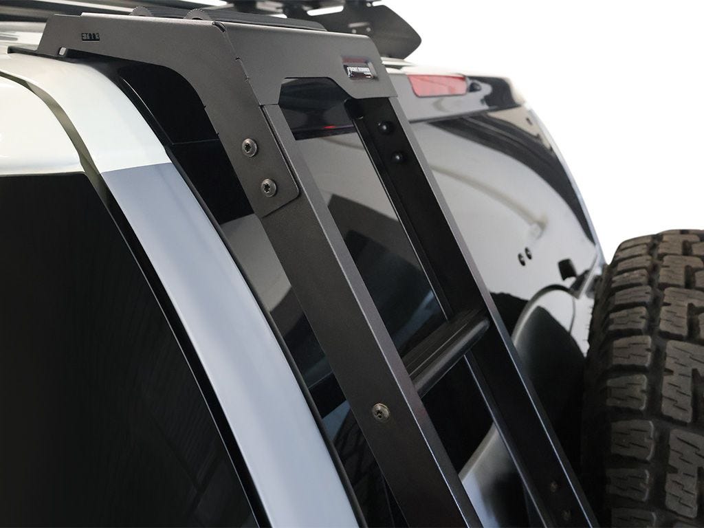 Toyota FJ Cruiser Ladder