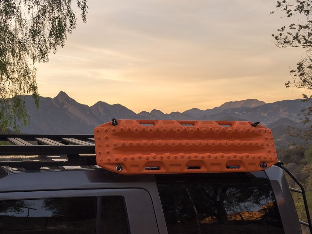 MaxTrax Adjustable Brackets - by Front Runner