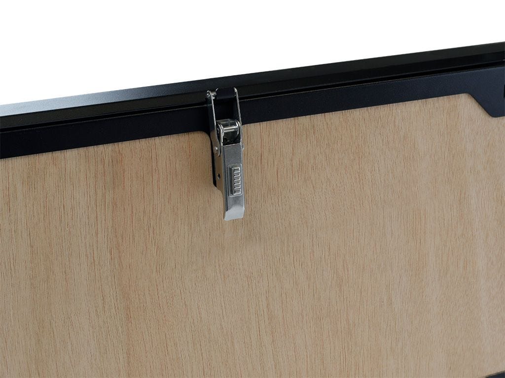 Klapptisch für die Fahrzeugheckklappe