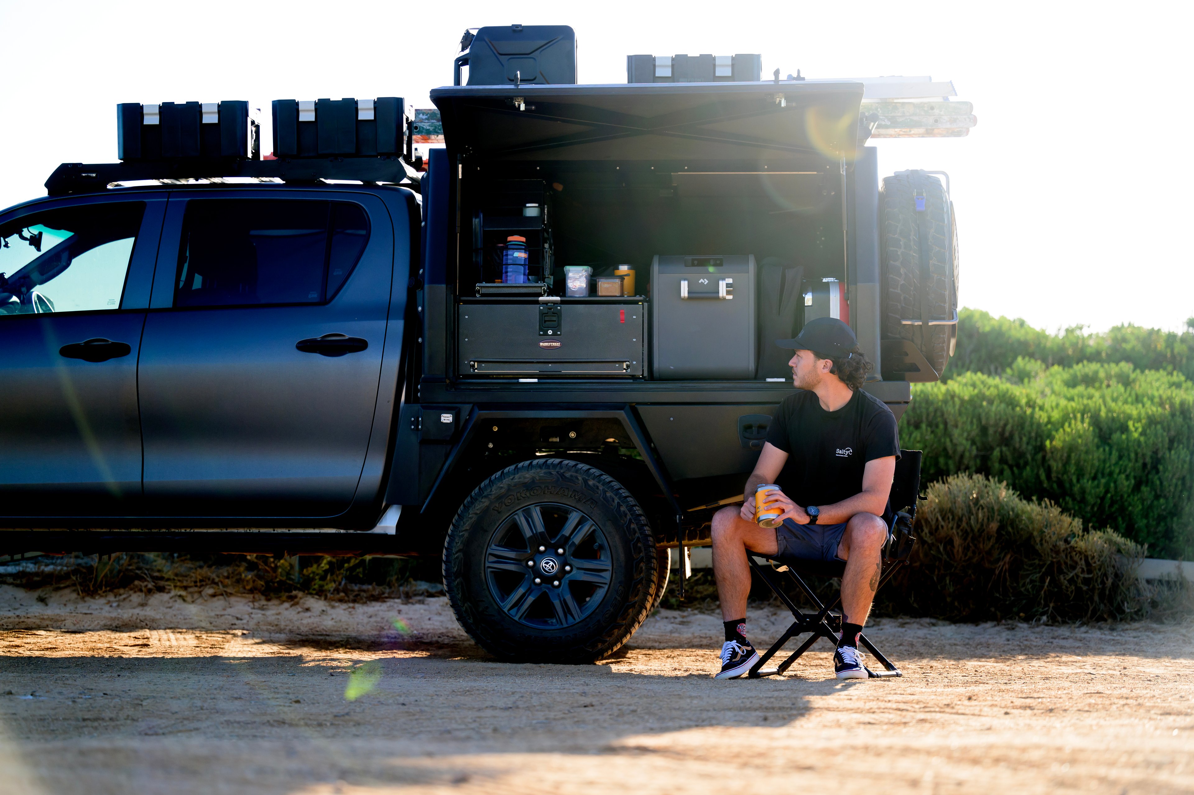 AU - VO LIFESTYLE HERO IMAGE