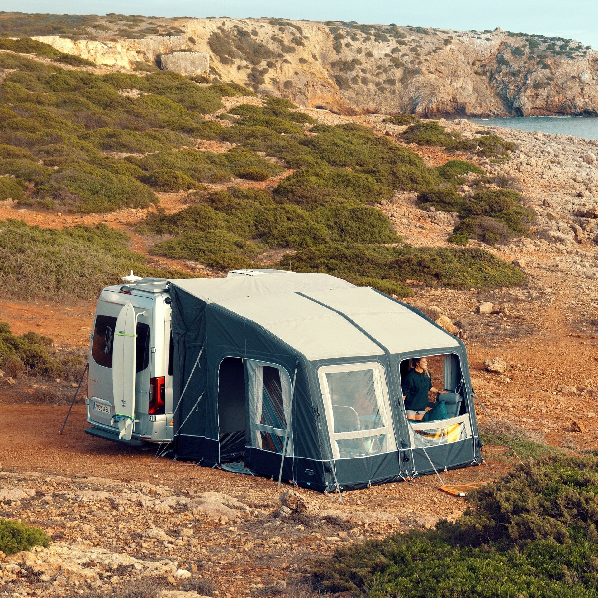 Dometic Rally AIR All-Season 330 DA | Dometic