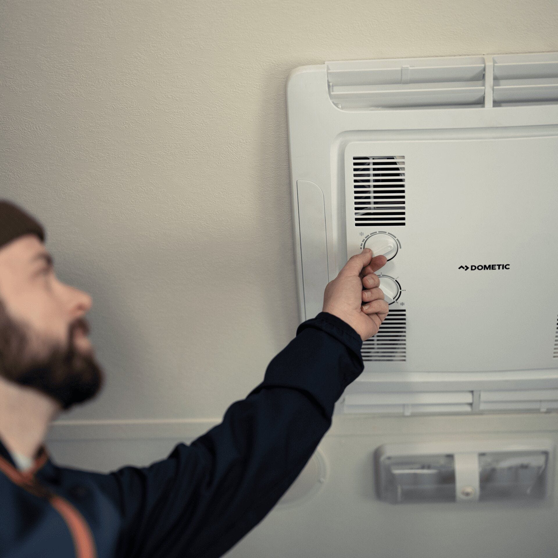 Dometic FreshJet Mechanical Air Distribution Box (non-ducted