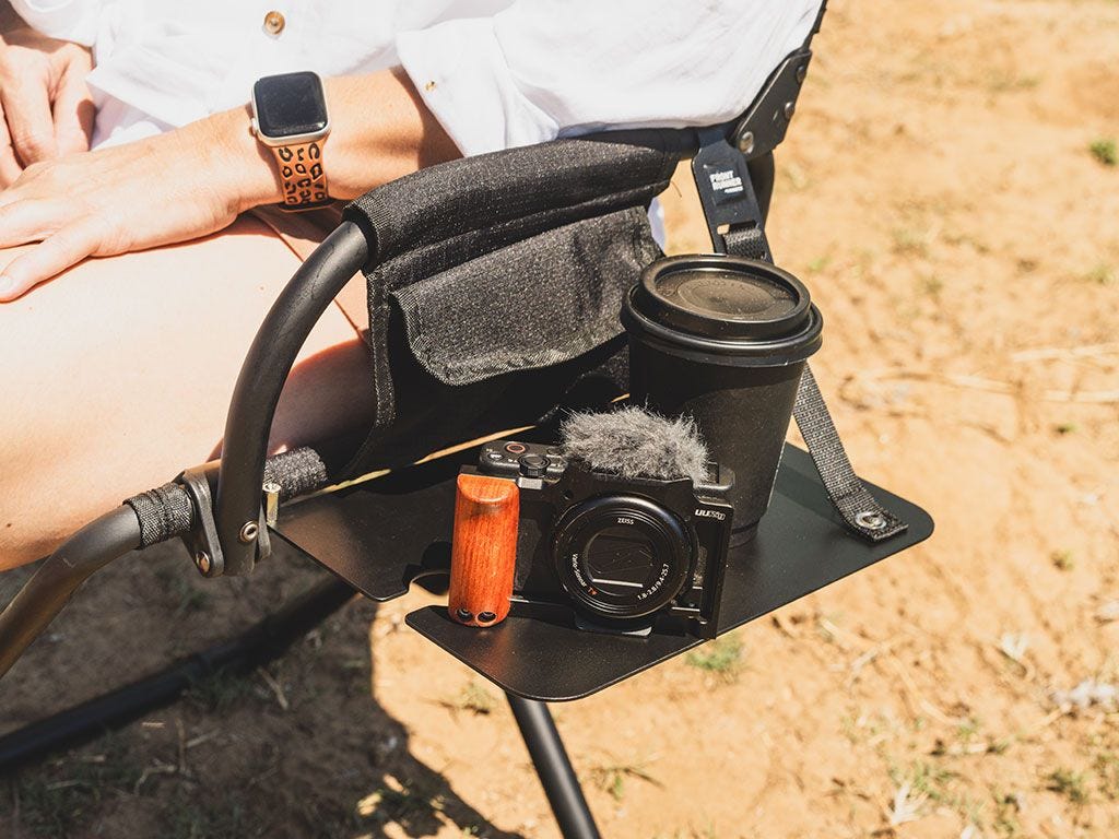 Foldable table attachment for your Expander camping chair | Dometic